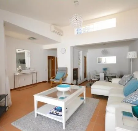 Vila Vale Do Garrao Sleeps 4 With Pool Air Con And Wifi Quinta do Lago