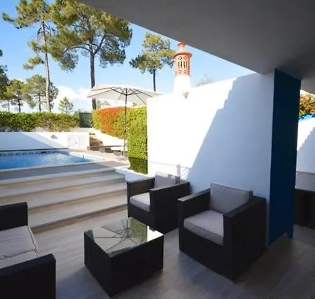 Vale Do Garrao Sleeps 4 With Pool Air Con And Wifi Quinta do Lago